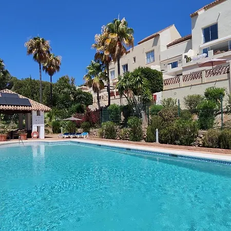 Pinos Aloha Apartment Marbella