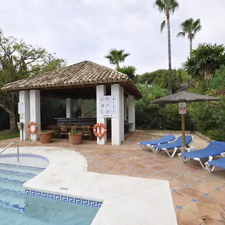 Apartment Pinos Aloha