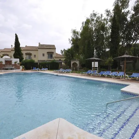 Apartment Pinos Aloha