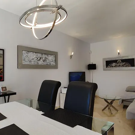 Apartment Pinos Aloha Marbella